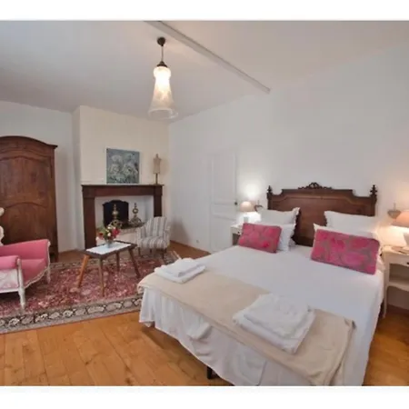 Choubello Classe 4 Etoiles بيت للعطل