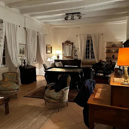 Choubello Classe 4 Etoiles بيت للعطل