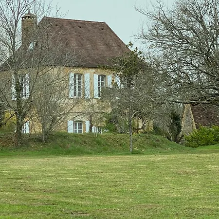 Choubello Classe 4 Etoiles بيت للعطل *